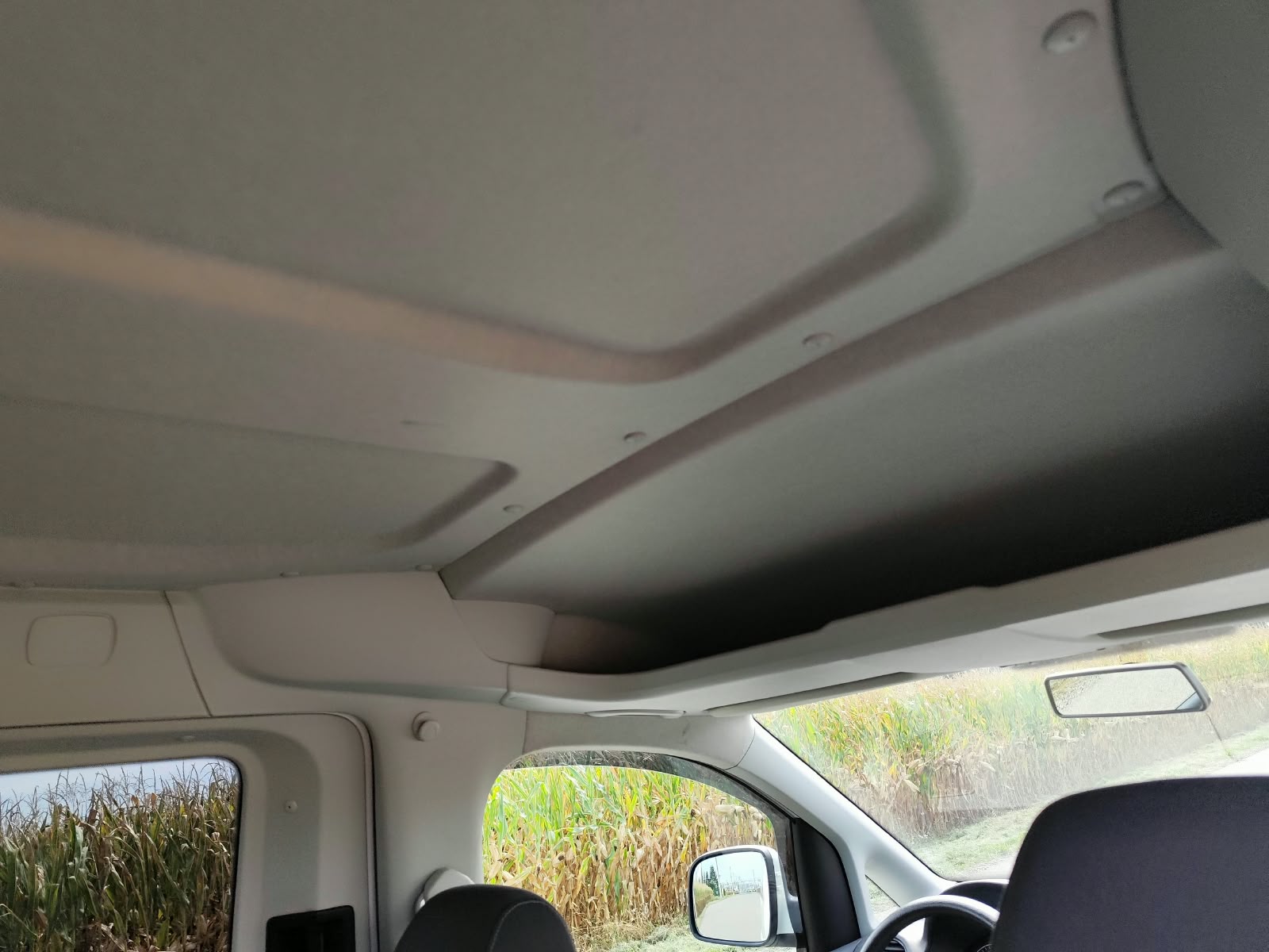 Volkswagen Caddy Comfortline - zdjęcie 12