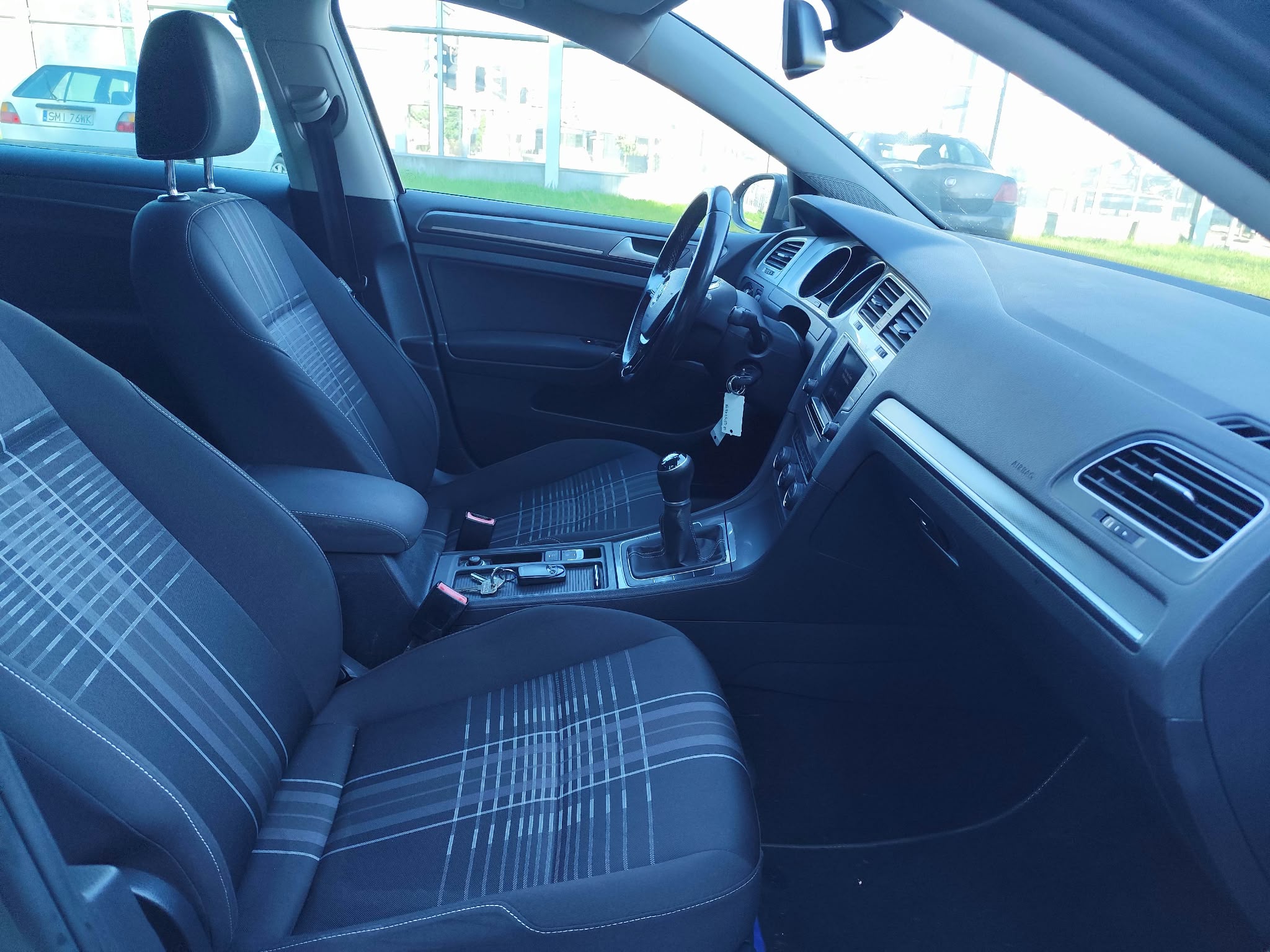 Volkswagen Golf 1.4 TSI BlueMotion Technology Lounge - zdjęcie 9