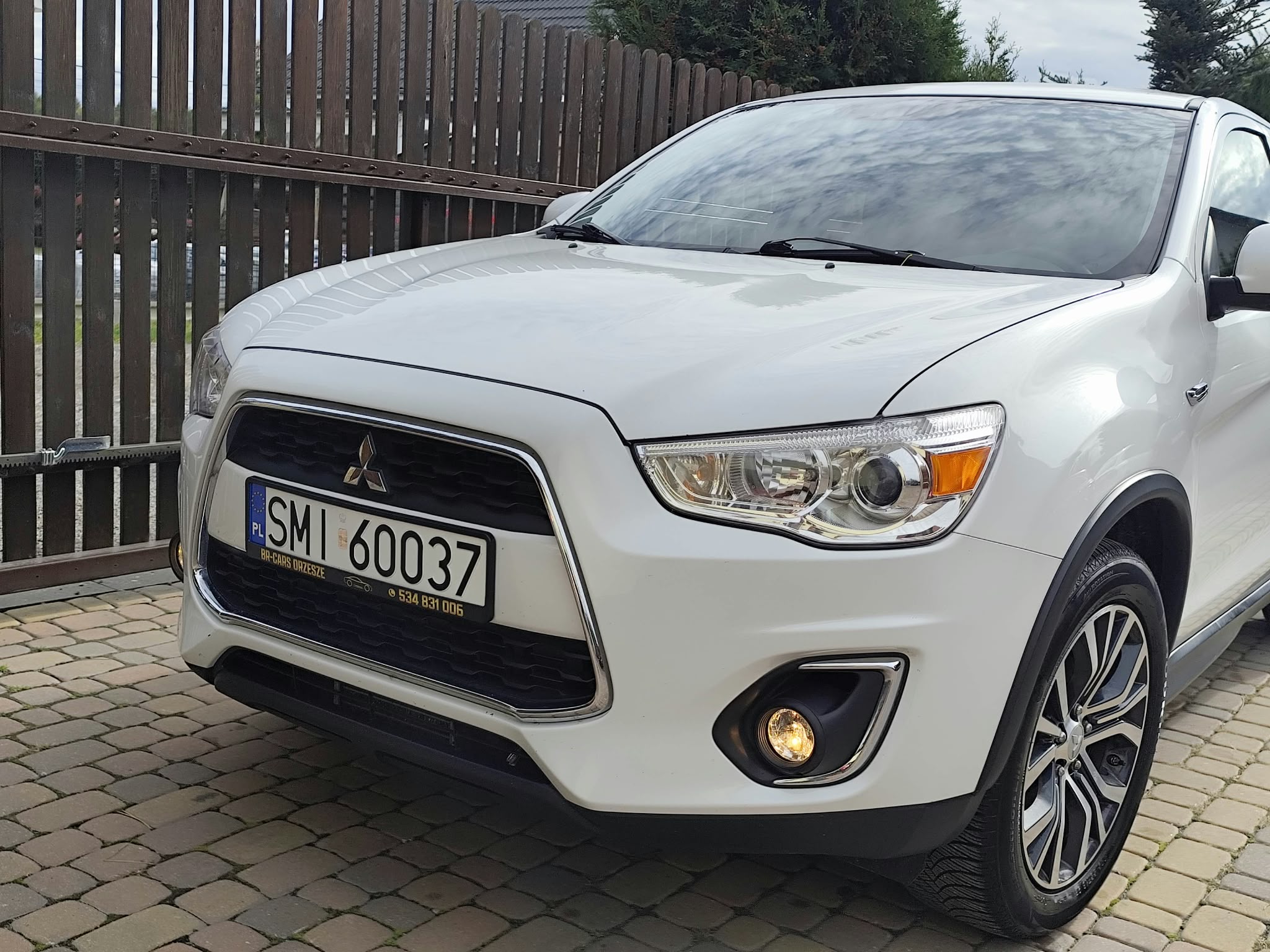 Mitsubishi ASX 1.6 DI-D 4WD Plus - zdjęcie 5