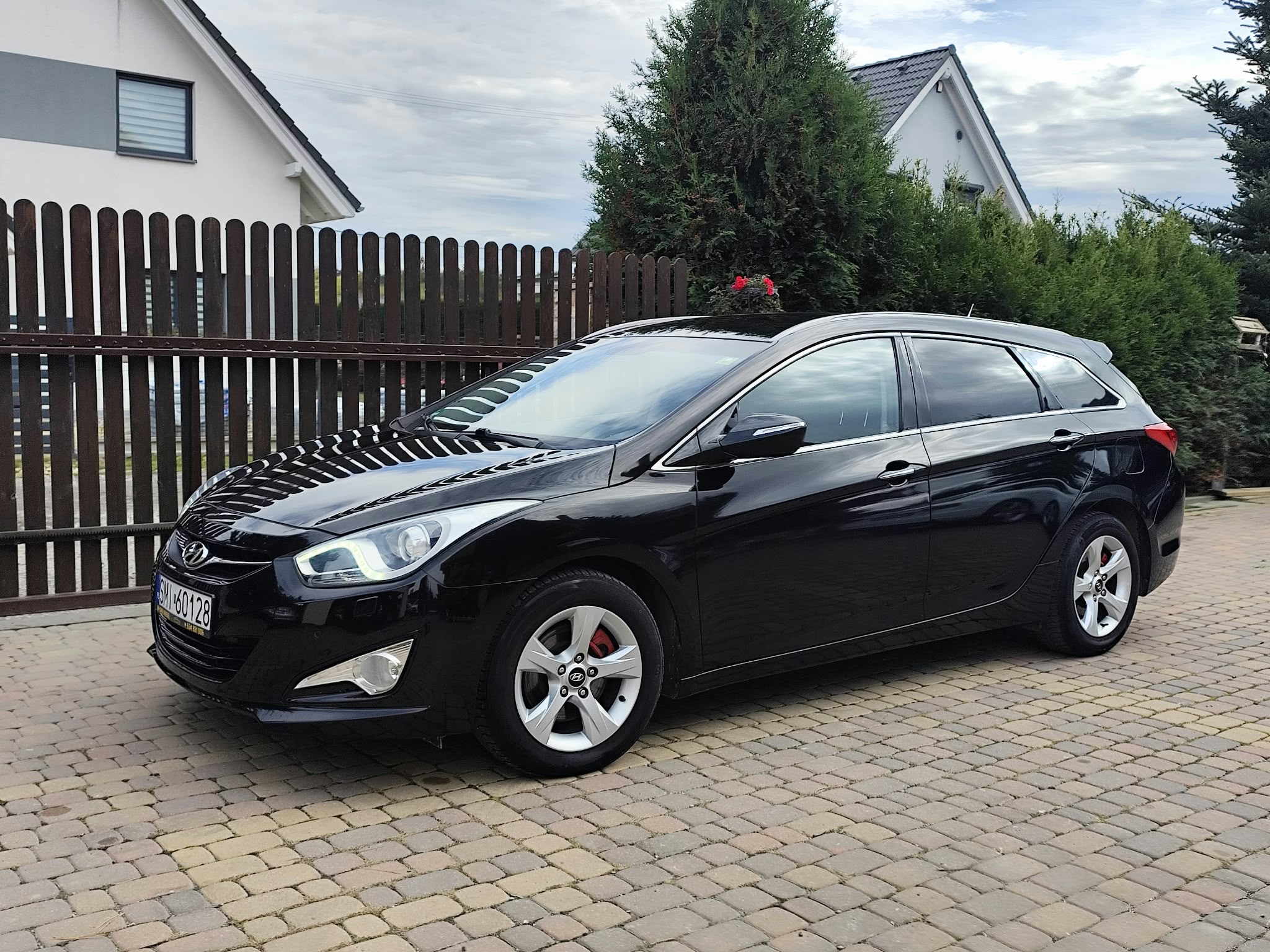 Hyundai i40 1.7 CRDi Style - zdjęcie 15