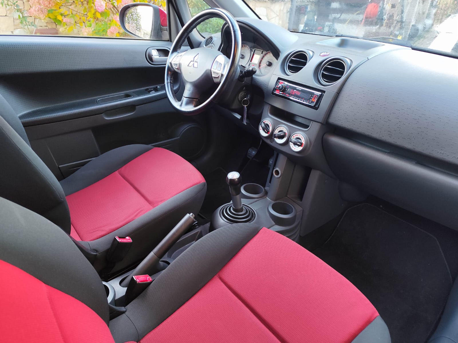 Mitsubishi Colt 1.3 ClearTec In Motion - zdjęcie 8
