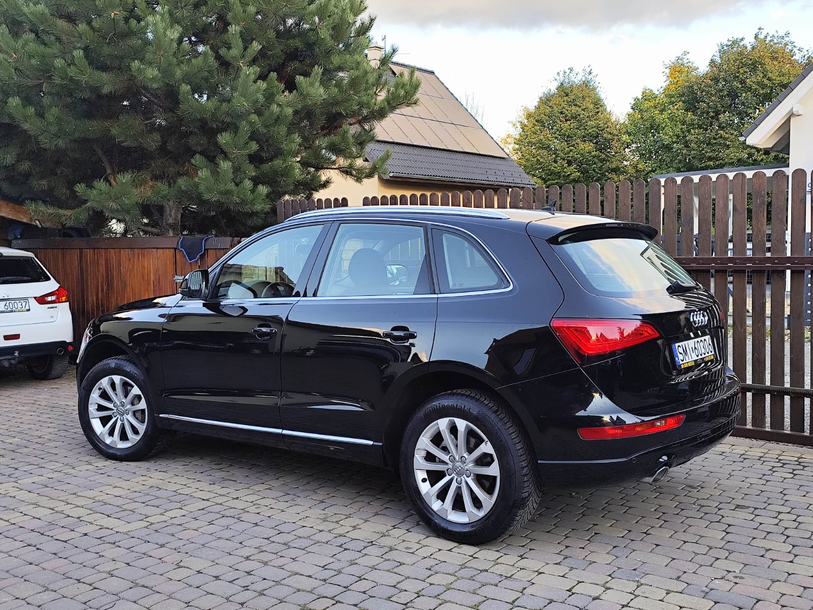 Audi Q3 1.4 TFSI Design - zdjęcie 3
