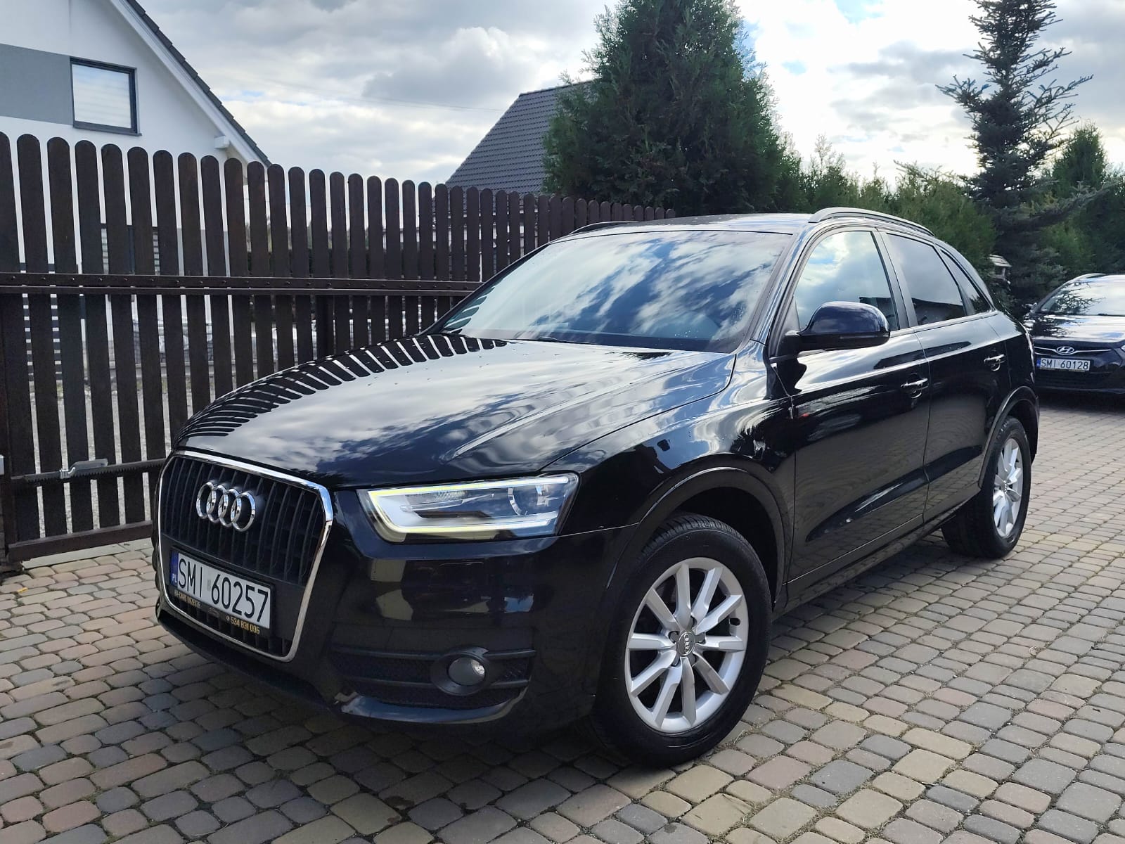 Audi Q3 1.4 TFSI Design - zdjęcie 12