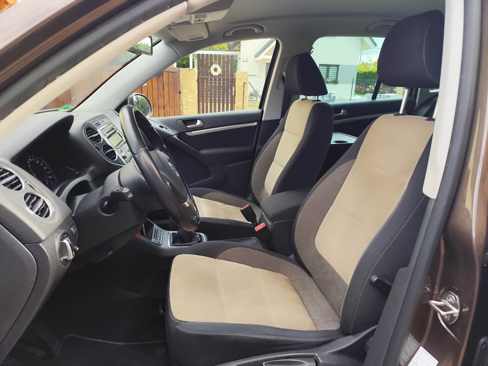 Volkswagen Tiguan 2.0 TDI DPF 4Motion Track & Field - zdjęcie 22