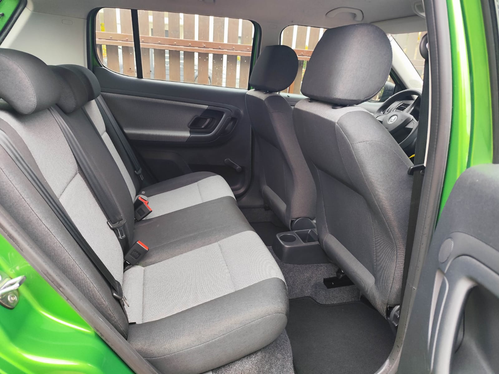 Skoda Fabia 1.2 12V Active - zdjęcie 11