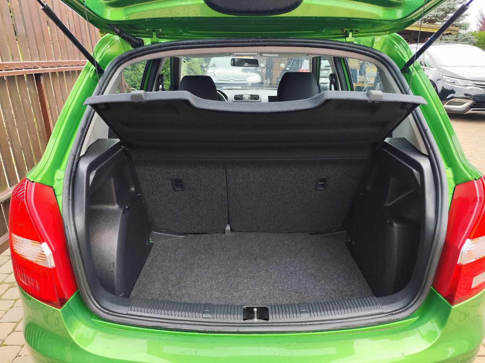 Skoda Fabia 1.2 12V Active - zdjęcie 18