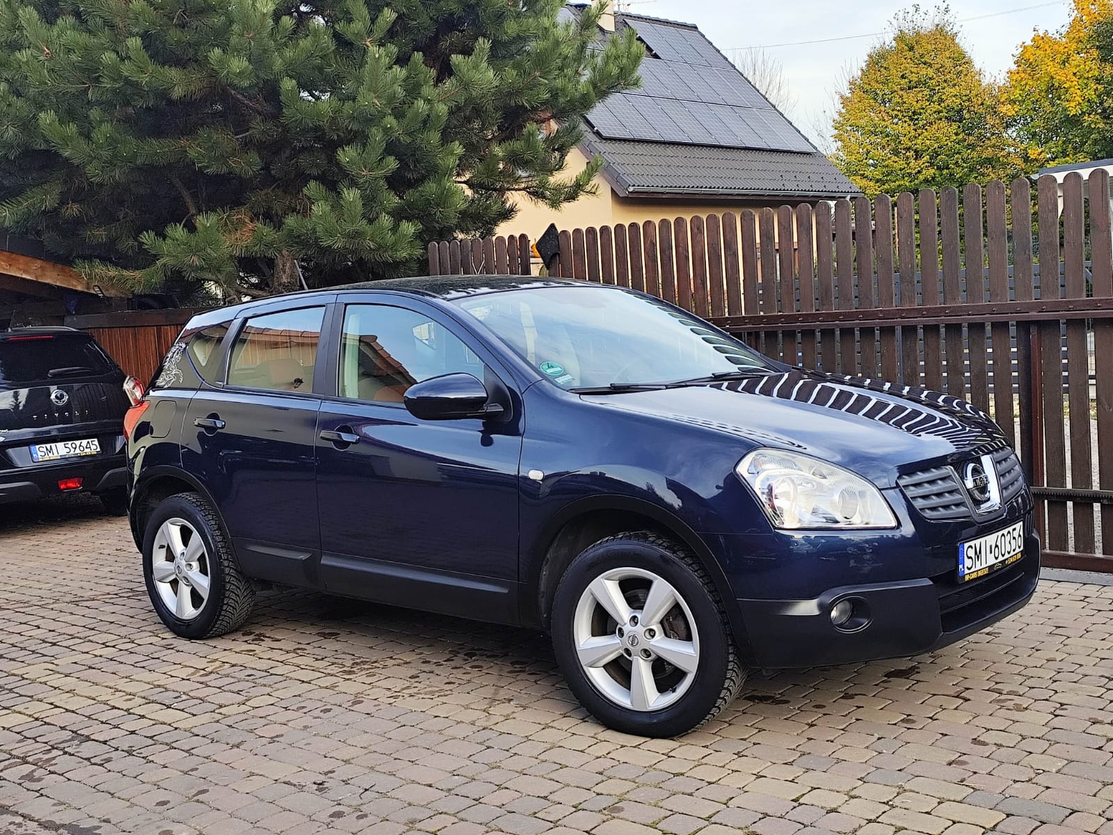 Nissan Qashqai 1.6 Tekna Pack - zdjęcie 17